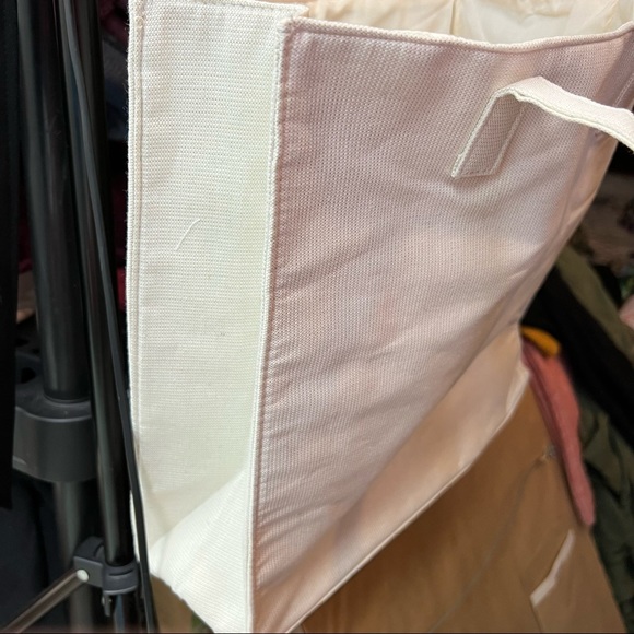 Marc Jacobs Daisy Tote Bag, Canvas Shoulder NWT - Picture 8 of 12